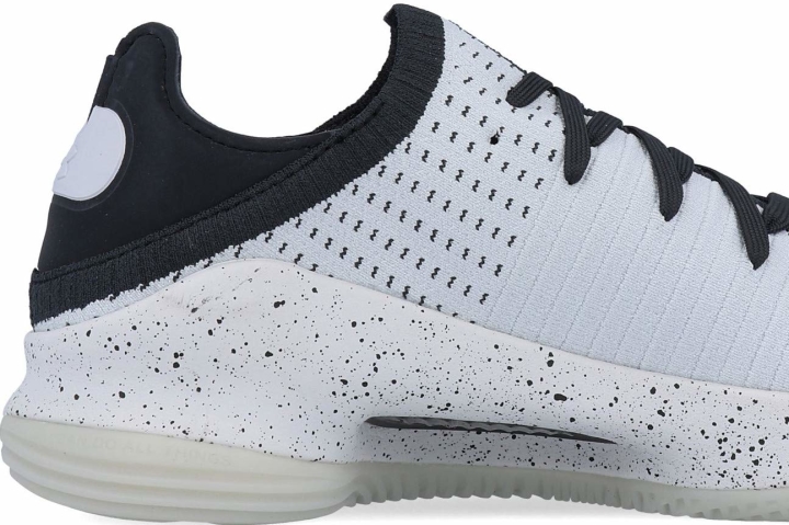 Under Armour Curry 4 Low midsole heel